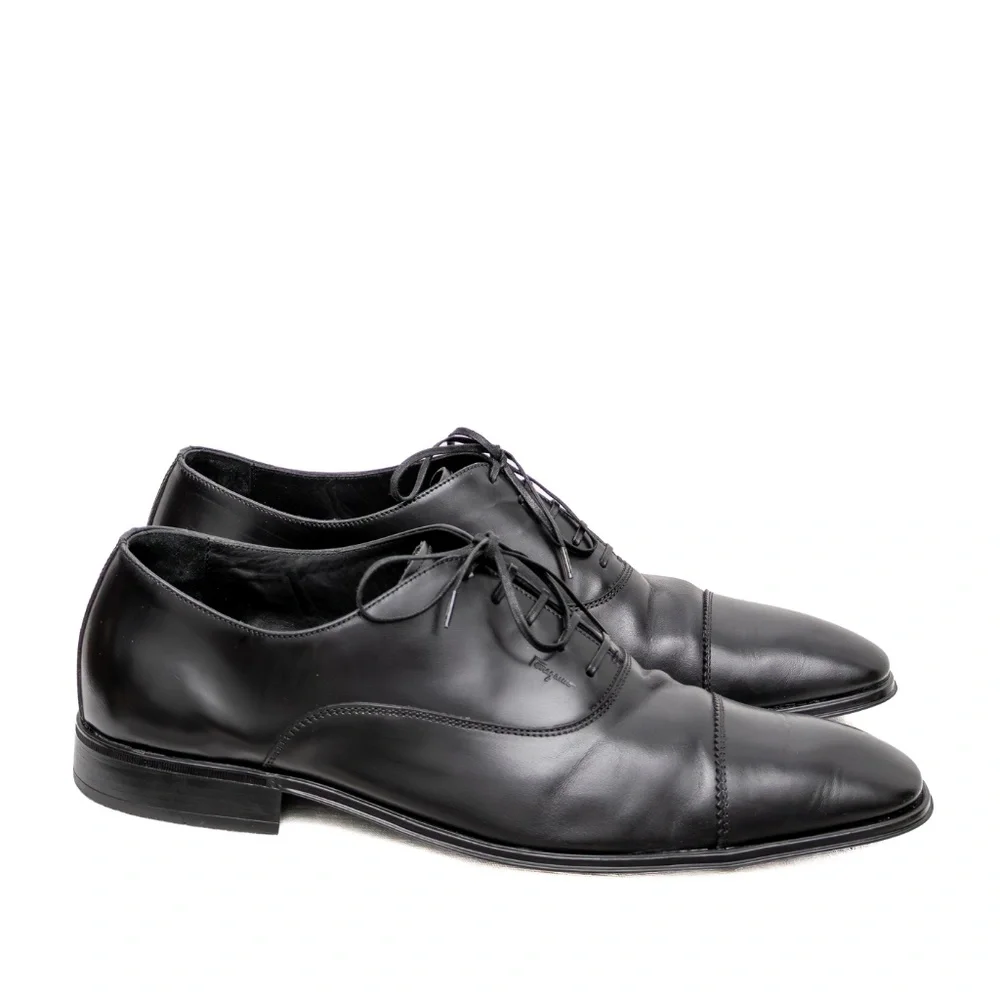 Salvatore Ferragamo Black‎ Leather Cap-Toe Oxfords – Men’s Size US 9.5D